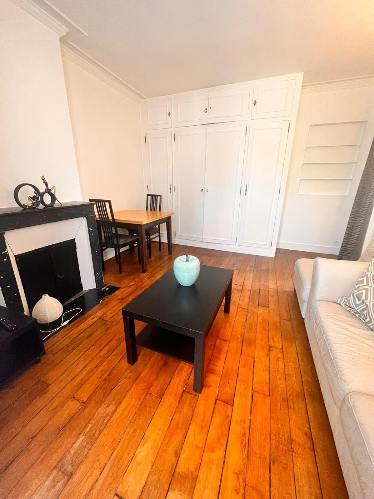 Reve D'Ete A Paris Apartamento Exterior foto